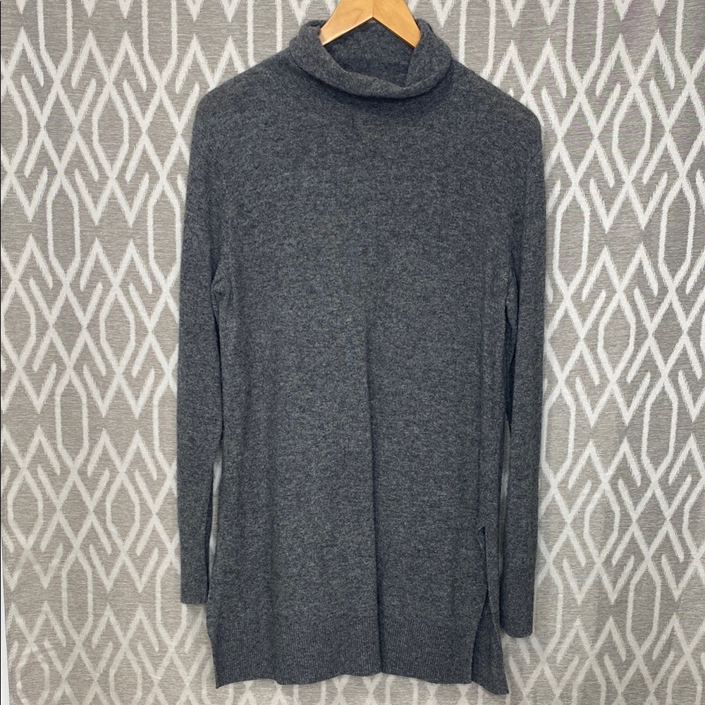 Ann Taylor Gray Cowl Neck Sweater with Long Sleeves and Relaxed Fit Size: Medium
